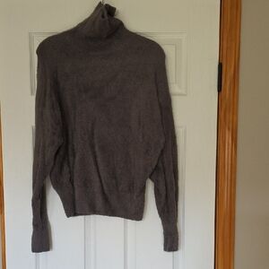 Ann Taylor Gray Turtleneck Sweater with Slim Fit